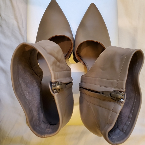 Vince heels - Picture 2 of 7